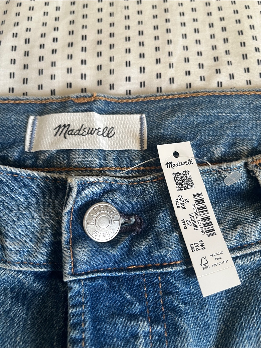 Madewell Longline Straight Jeans, 33R, NWT - Picture 9 of 10